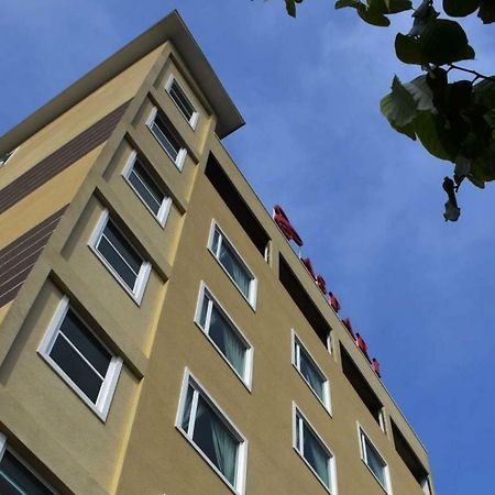 Caspari Hotel Тампин Екстериор снимка