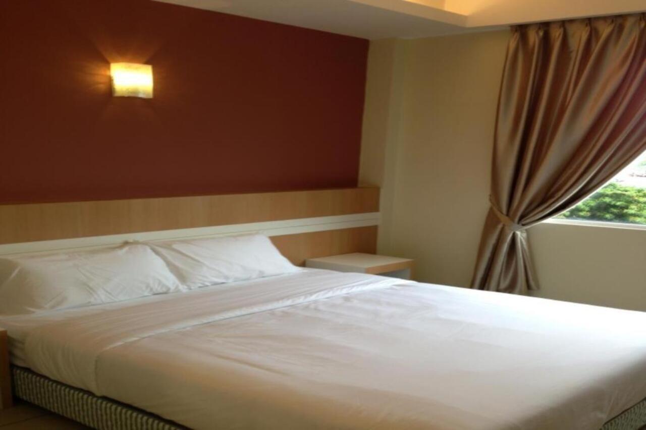 Caspari Hotel Тампин Екстериор снимка